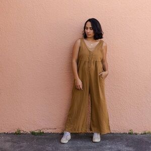 NEVE HAWK/LONGWAY CALIFORNIA Sunset Jumper Honey Linen